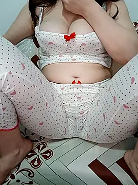 Snapshot of Sabrina-Sex chatting on September 23, 2025, 2:35 pm Sabrina-Sex online show from September 23, 2025, 2:35 pm