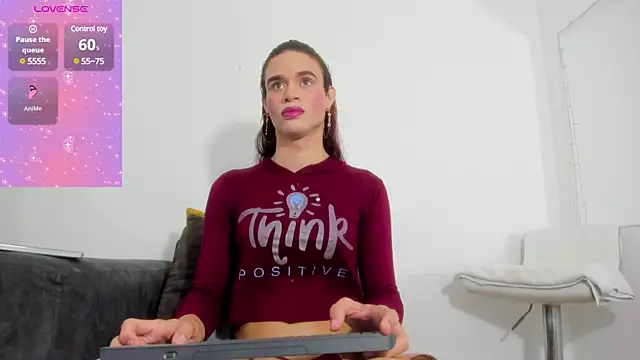 brittany smithh online show from February 26, 2025, 3:54 pm