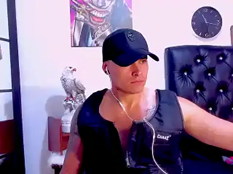 Snapshot of connorsmiith_26 chatting on March 14, 2025, 4:19 pm connorsmiith 26 online show from March 14, 2025, 4:19 pm