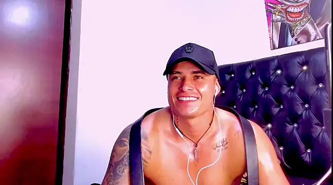 Snapshot of connorsmiith_26 chatting on February 18, 2025, 6:15 pm connorsmiith 26 online show from February 18, 2025, 6:15 pm