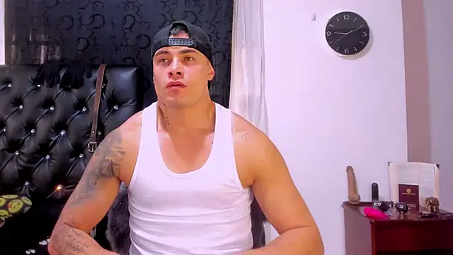 Snapshot of connorsmiith_26 chatting on December 27, 2024, 2:12 pm connorsmiith 26 online show from December 27, 2024, 2:12 pm