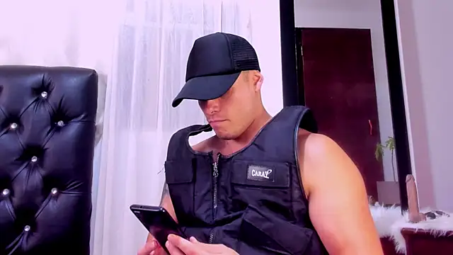 Snapshot of connorsmiith_26 chatting on January 31, 2025, 4:27 pm connorsmiith 26 online show from January 31, 2025, 4:27 pm