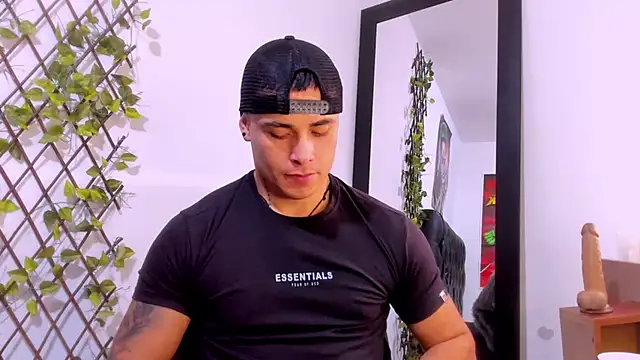 Snapshot of connorsmiith_26 chatting on January 28, 2025, 3:04 pm connorsmiith 26 online show from January 28, 2025, 3:04 pm