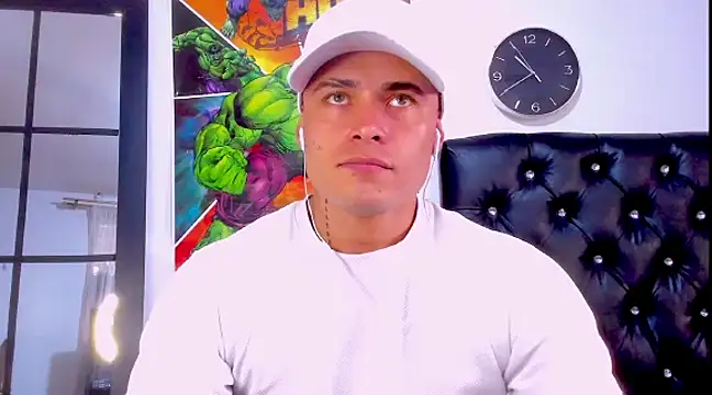 Snapshot of connorsmiith_26 chatting on February 26, 2025, 3:43 pm connorsmiith 26 online show from February 26, 2025, 3:43 pm