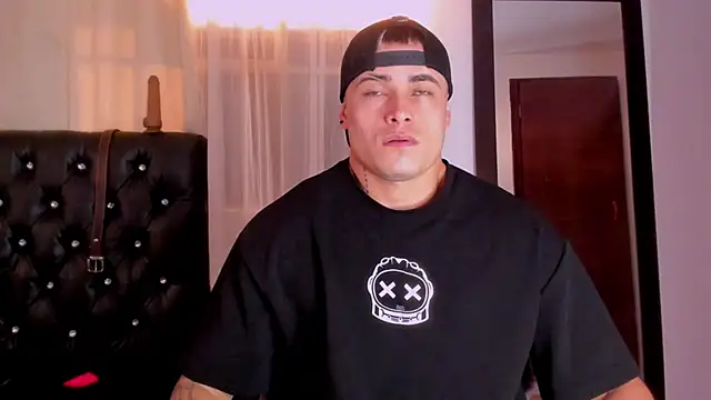 Snapshot of connorsmiith_26 chatting on February 4, 2025, 11:38 am connorsmiith 26 online show from February 4, 2025, 11:38 am