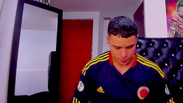 Snapshot of connorsmiith_26 chatting on February 13, 2025, 4:17 pm connorsmiith 26 online show from February 13, 2025, 4:17 pm