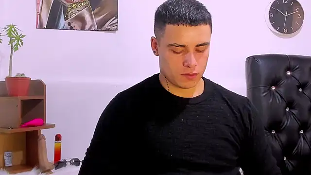 Snapshot of connorsmiith_26 chatting on January 16, 2025, 3:13 pm connorsmiith 26 online show from January 16, 2025, 3:13 pm