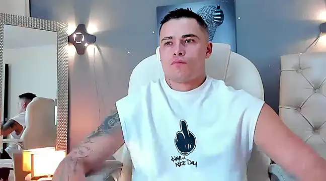 Snapshot of connorsmiith_26 chatting on January 11, 2025, 1:32 pm connorsmiith 26 online show from January 11, 2025, 1:32 pm