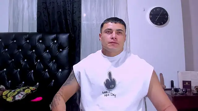 Snapshot of connorsmiith_26 chatting on December 27, 2024, 12:07 am connorsmiith 26 online show from December 27, 2024, 12:07 am