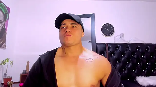 Snapshot of connorsmiith_26 chatting on January 17, 2025, 3:22 pm connorsmiith 26 online show from January 17, 2025, 3:22 pm