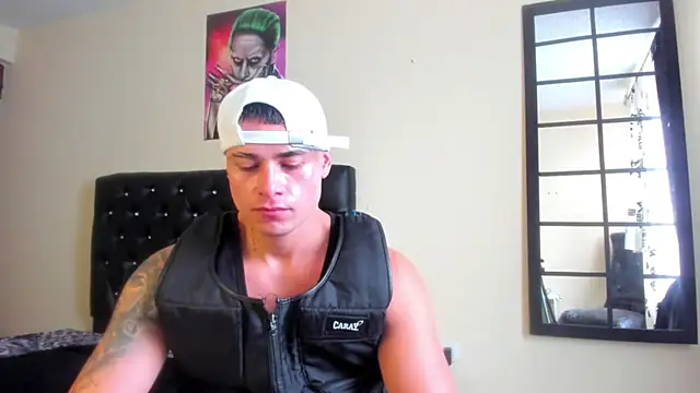 Snapshot of connorsmiith_26 chatting on January 2, 2025, 12:57 pm connorsmiith 26 online show from January 2, 2025, 12:57 pm