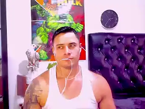 Snapshot of connorsmiith_26 chatting on March 3, 2025, 7:39 pm connorsmiith 26 online show from March 3, 2025, 7:39 pm