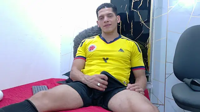 Snapshot of Steven_x94 chatting on June 17, 2026, 7:46 pm Steven x94 online show from June 17, 2026, 7:46 pm
