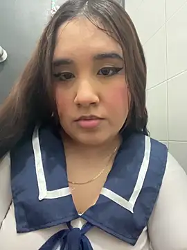 melyescobar online show from December 15, 2025, 3:34 am