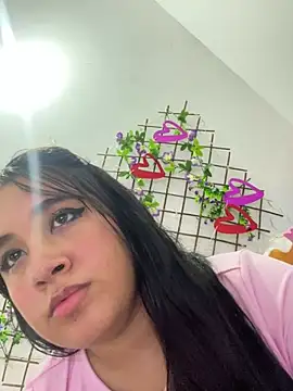 melyescobar online show from March 5, 2025, 12:11 pm