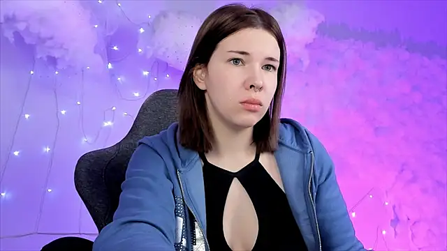 AliceSunday online show from February 8, 2025, 8:09 am