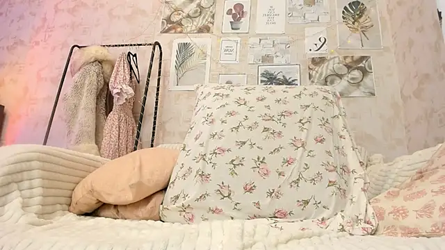 Snapshot of Luafy_Toddy chatting on October 14, 2025, 3:40 am Luafy Toddy online show from October 14, 2025, 3:40 am