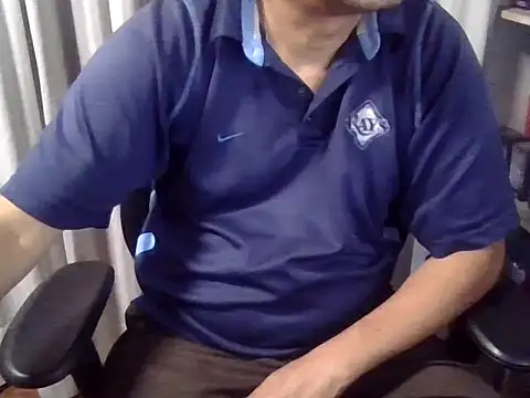 Snapshot of Puleva2 chatting on November 2, 2025, 9:09 pm Puleva2 online show from November 2, 2025, 9:09 pm