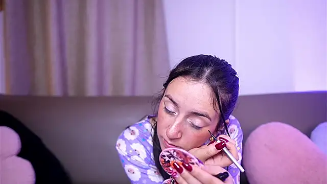 Snapshot of Sweet_Sammy_ chatting on September 26, 2025, 4:08 am Sweet Sammy  online show from September 26, 2025, 4:08 am