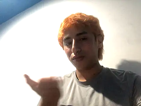 Snapshot of Strangerboy_1 chatting on October 9, 2025, 2:12 am Strangerboy 1 online show from October 9, 2025, 2:12 am
