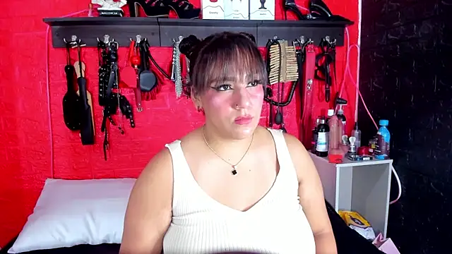 sarita moller online show from September 24, 2025, 3:02 am