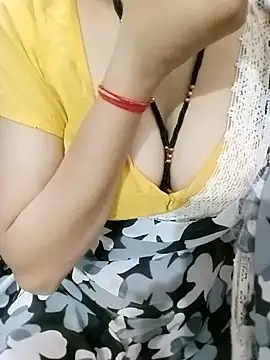 Snapshot of Bulbul_02 chatting on September 24, 2025, 5:03 am Bulbul 02 online show from September 24, 2025, 5:03 am