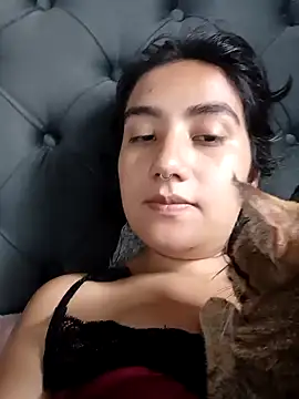 Hellen Alex online show from January 29, 2025, 2:32 pm