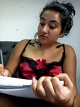 Hellen Alex online show from January 29, 2025, 5:35 pm