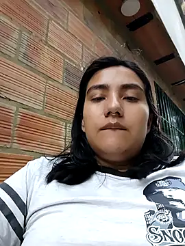 Hellen Alex online show from February 8, 2025, 2:05 pm
