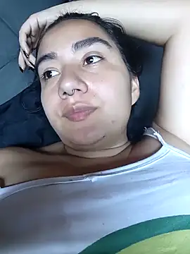 Hellen Alex online show from October 19, 2025, 2:42 pm