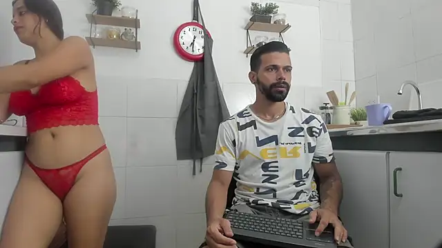 Snapshot of max_ashley_mds chatting on October 19, 2025, 1:47 pm max ashley mds online show from October 19, 2025, 1:47 pm