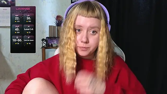 Snapshot of June_shy0 chatting on October 8, 2025, 6:59 am June shy0 online show from October 8, 2025, 6:59 am