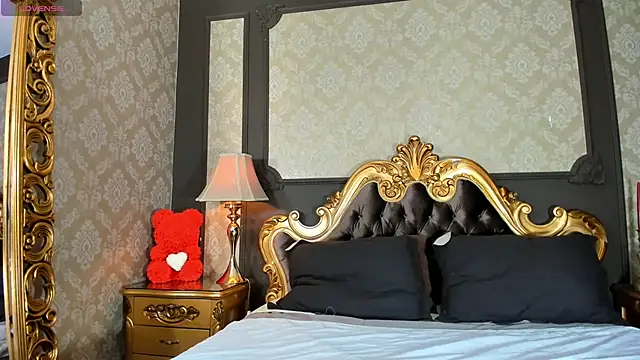 Snapshot of NahomiAcosta chatting on October 17, 2025, 11:28 pm NahomiAcosta online show from October 17, 2025, 11:28 pm