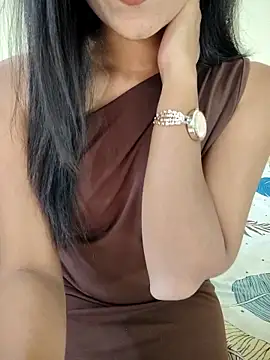 Meenakshi  online show from December 20, 2025, 3:42 am