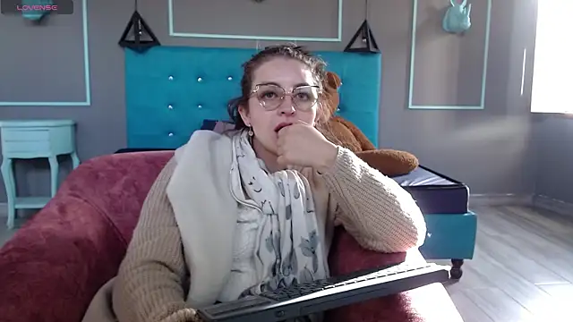 Snapshot of _isaabellaa chatting on September 25, 2025, 12:00 pm  isaabellaa online show from September 25, 2025, 12:00 pm