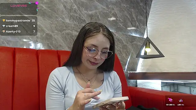  isaabellaa online show from February 20, 2025, 5:52 pm