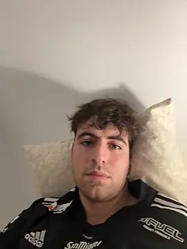 Snapshot of sergiio02 chatting on November 3, 2025, 8:34 pm sergiio02 online show from November 3, 2025, 8:34 pm