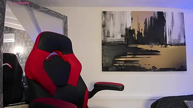 Snapshot of AriRobert_ chatting on October 24, 2025, 4:22 am AriRobert  online show from October 24, 2025, 4:22 am