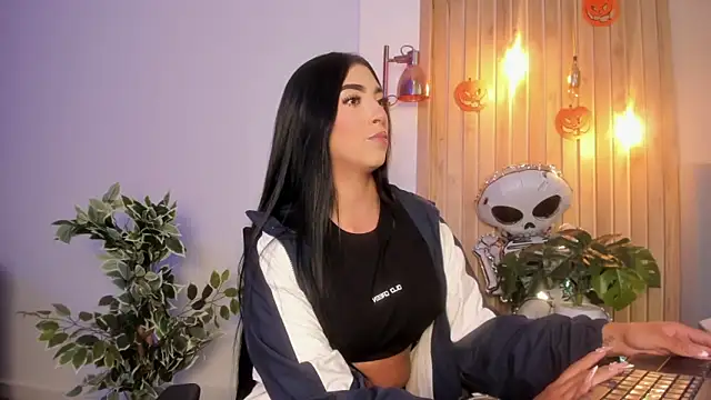 Snapshot of AriRobert_ chatting on October 13, 2025, 3:19 am AriRobert  online show from October 13, 2025, 3:19 am