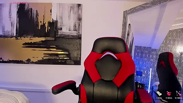 Snapshot of AriRobert_ chatting on October 25, 2025, 4:11 am AriRobert  online show from October 25, 2025, 4:11 am