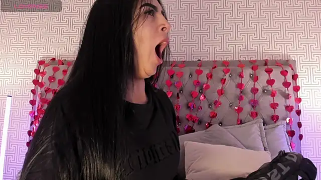 Snapshot of AriRobert_ chatting on February 14, 2026, 12:38 pm AriRobert online show from February 14, 2026, 12:38 pm