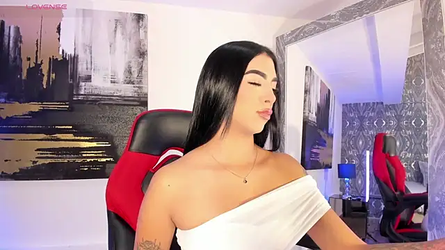 Snapshot of AriRobert_ chatting on October 29, 2025, 3:49 am AriRobert  online show from October 29, 2025, 3:49 am