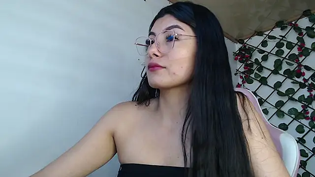 Snapshot of MissSalome chatting on January 22, 2025, 4:44 pm MissSalome online show from January 22, 2025, 4:44 pm