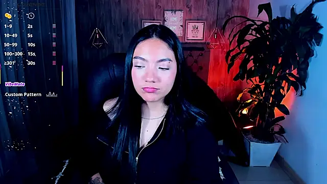 Snapshot of miichael_black chatting on October 29, 2025, 9:14 pm miichael black online show from October 29, 2025, 9:14 pm