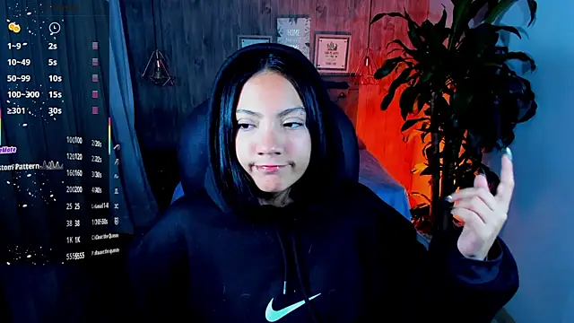 Snapshot of miichael_black chatting on September 19, 2025, 10:14 pm miichael black online show from September 19, 2025, 10:14 pm