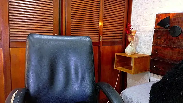 Snapshot of Celeste_sanz chatting on September 30, 2025, 9:59 am Celeste sanz online show from September 30, 2025, 9:59 am