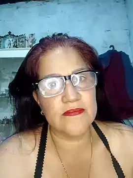 Snapshot of Edged_Hot69 chatting on October 4, 2025, 2:02 am Edged Hot69 online show from October 4, 2025, 2:02 am