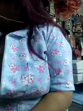 Snapshot of Edged_Hot69 chatting on September 30, 2025, 12:05 am Edged Hot69 online show from September 30, 2025, 12:05 am