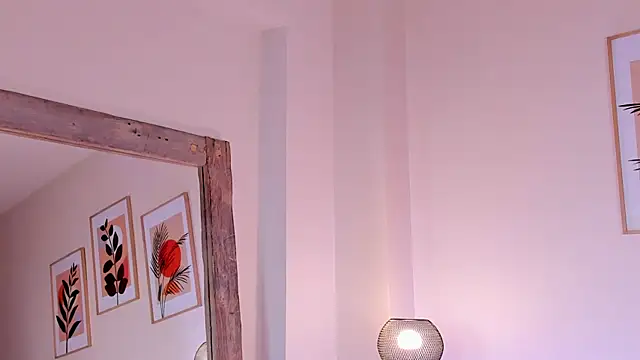 Snapshot of DahianaWalcott chatting on September 24, 2025, 3:07 pm DahianaWalcott online show from September 24, 2025, 3:07 pm