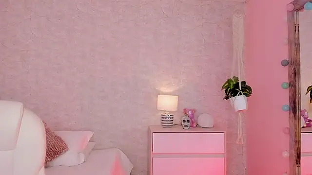 Snapshot of DahianaWalcott chatting on March 8, 2025, 9:08 pm DahianaWalcott online show from March 8, 2025, 9:08 pm